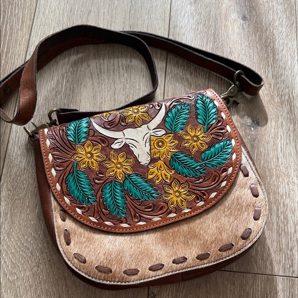 American Darling Handbags - American Darling Leather Crossbody with Floral Design